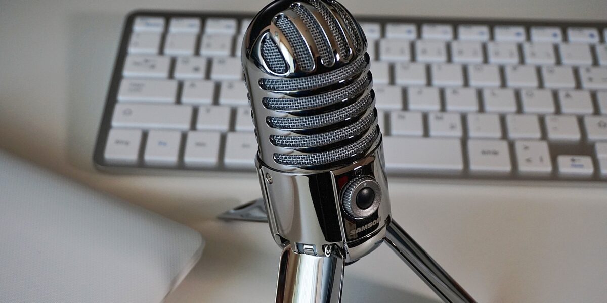 Microphone and computer keyboard